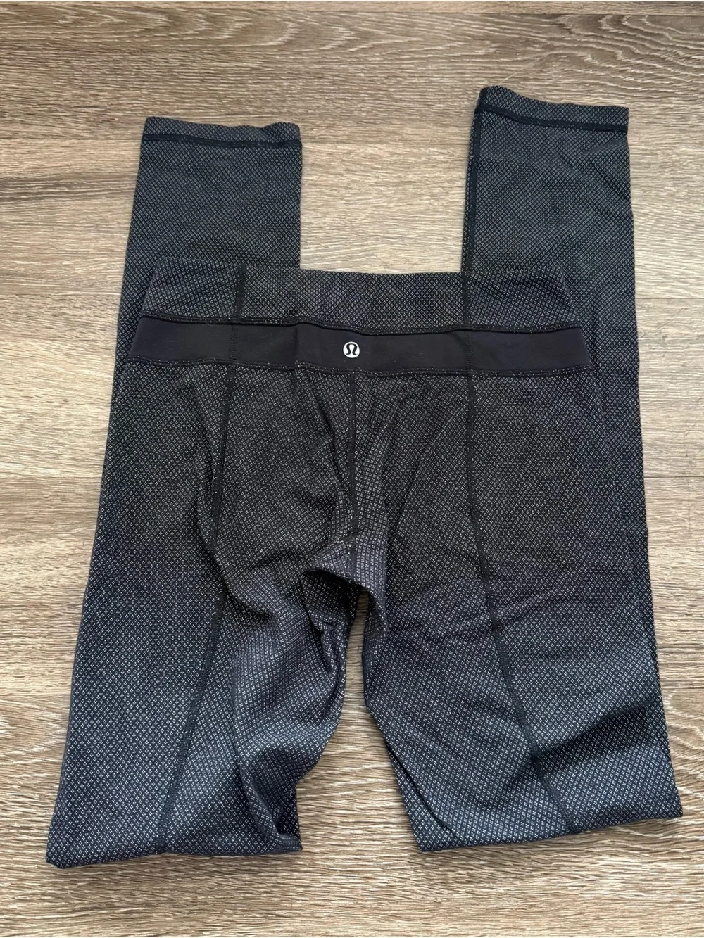 Lululemon Skinny Groove Pant (Print) Diamond Dot Black White / Black
